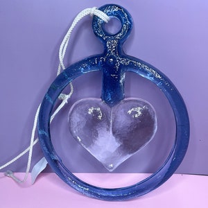 Vintage BODA Fönstersmycke Sweden Glass Blue HEART Large Sun catcher, Farmhouse Home Decor, Gift for Mom, Cottagecore Decor