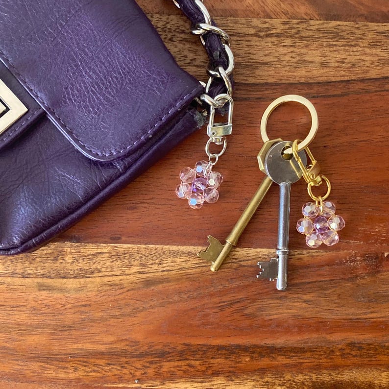 Crystal Daisy Bag Charms, Beaded Flower Keychain, Cute Flowers Purse