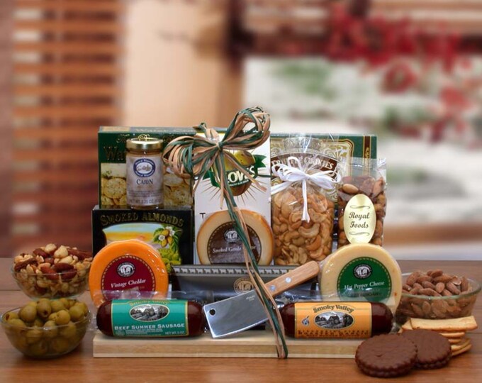 Gourmet Gift, Gourmet Nut & Sausage Board, Gourmet Care Package, Gourmet Gift Basket, Gourmet Food Gifts, Gift For Family, Thank You Gift