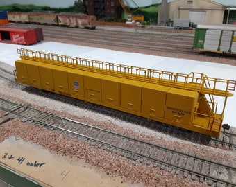 HO Scale Union Pacific Vegetation Control Tank Car Kit