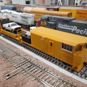 HO Scale Union Pacific MOW Cab Car Kit
