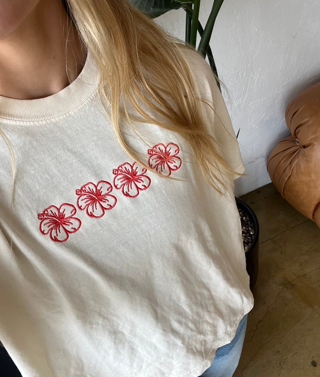 Hibiscus Applique Cap Sleeve Tee