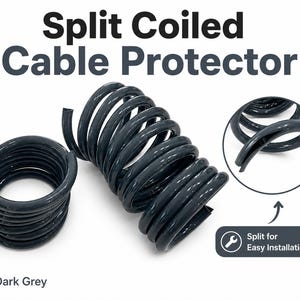 Może przedstawiać: Ciemnoszary, rozcięty spiralny ochraniacz na kable. Obraz zawiera tekst "Split Coiled Cable Protector" oraz okrągły wstawkę pokazującą szczegół rozcięcia z tekstem "Split for Easy Installation" i ikoną klucza płaskiego.