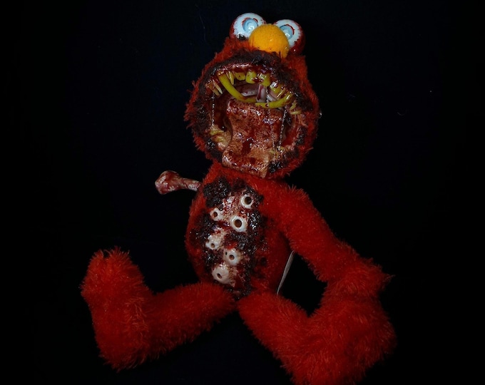 Creepy Horror Red Elmo Disturbing Spooky Haunted Stuffed Animal ...