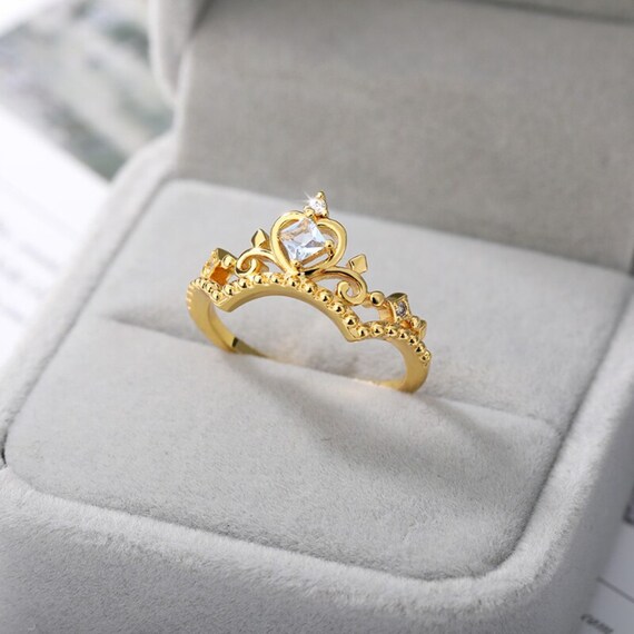 Buy Golden Crown Diamond Ring 18 KT yellow gold (4.6 gm). | Online By  Giriraj Jewellers