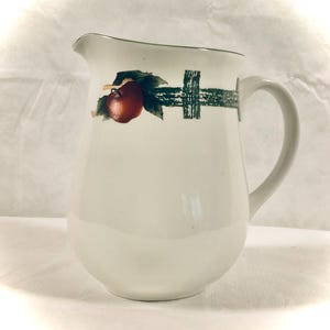 Citation Apple Pitcher