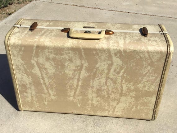 Vintage Samsonite Suitcase - image 1