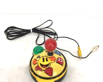 JAKKS Pacific PAC-Man 8-in-1 Plug & Play TV Game