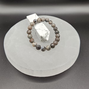 Yooperlite bracelet (UV reactive)