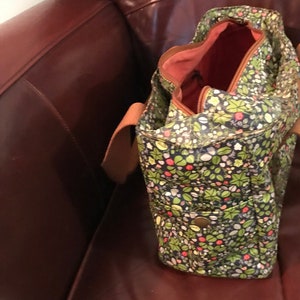 Barbour leather floral 1990's hand bag