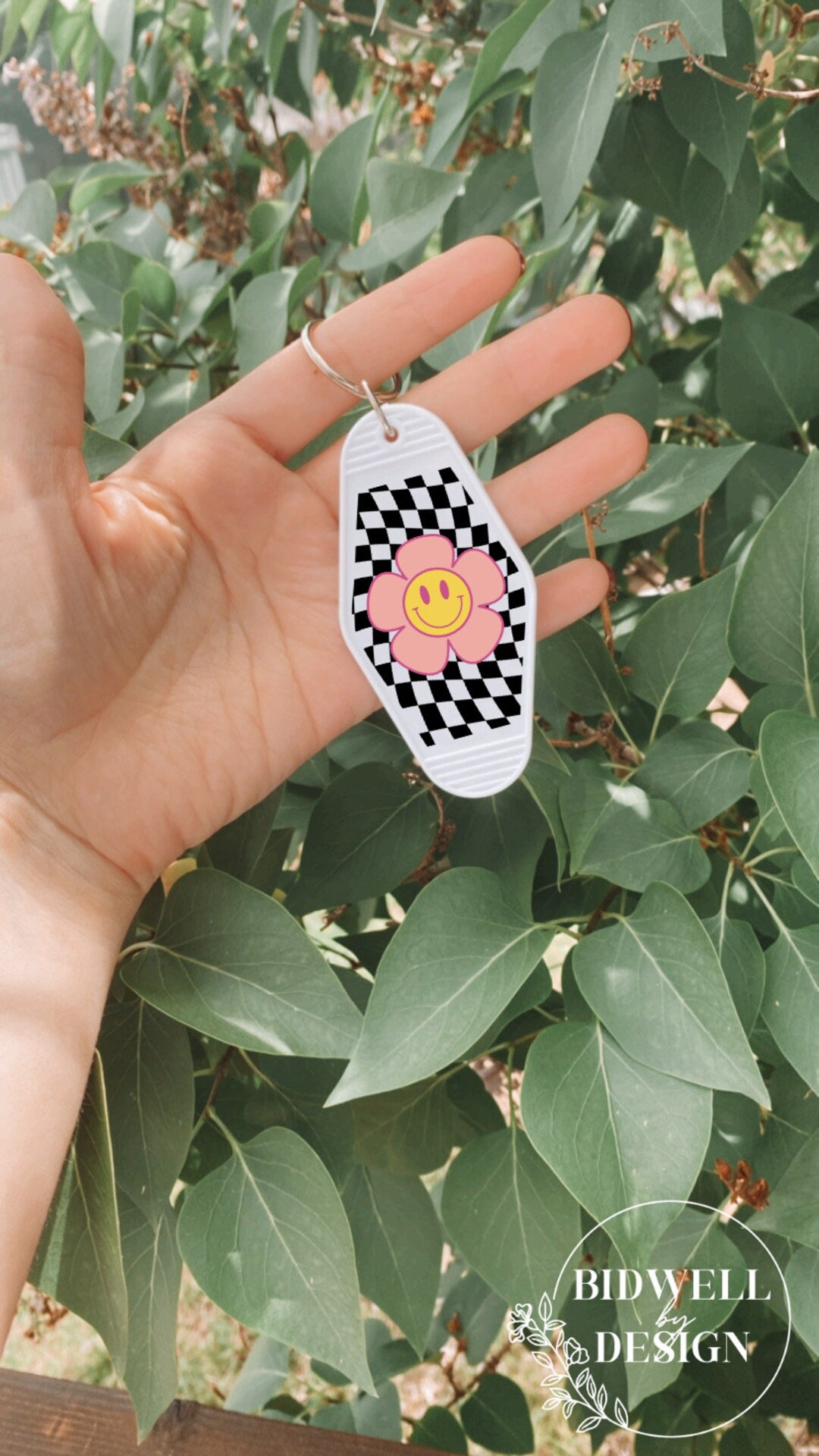 UVDTF Keychain Decal, Motel Keychain Ready to Apply, Checkered Daisy ...