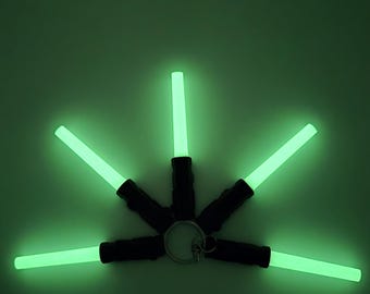 Magnetische Glow-in-the-Dark Lichtschwert Schlüsselanhänger | 3D Gedruckter Jedi Schlüsselanhänger | Geek Geschenk für Star Wars Fans