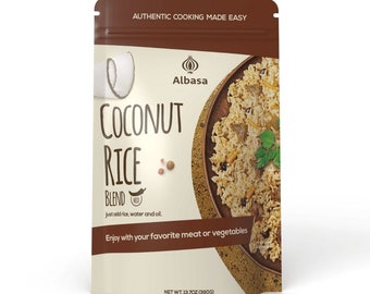 Peut inclure: Un sachet brun avec une étiquette blanche qui indique "Albasa Coconut Rice Blend" avec une image de noix de coco et de riz. L'étiquette indique également "Authentic Cooking Made Easy" et "Just add rice, water and oil. Enjoy with your favourite meat or vegetables." Le sachet a un poids net de 390 g (13,7 oz).
