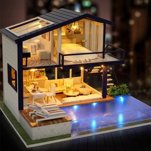 Fertiggestellte moderne Puppenhausminiatur mit Möbeln, privatem Schwimmbad, Musik + LED-Lichtern, Handcraft-Modell-Geschenk, bestes Geschenk für Ihn