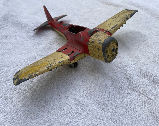 Hubley Kiddie Toy 495 Toy Airplane Diecast Bomber Plane Folding Wings