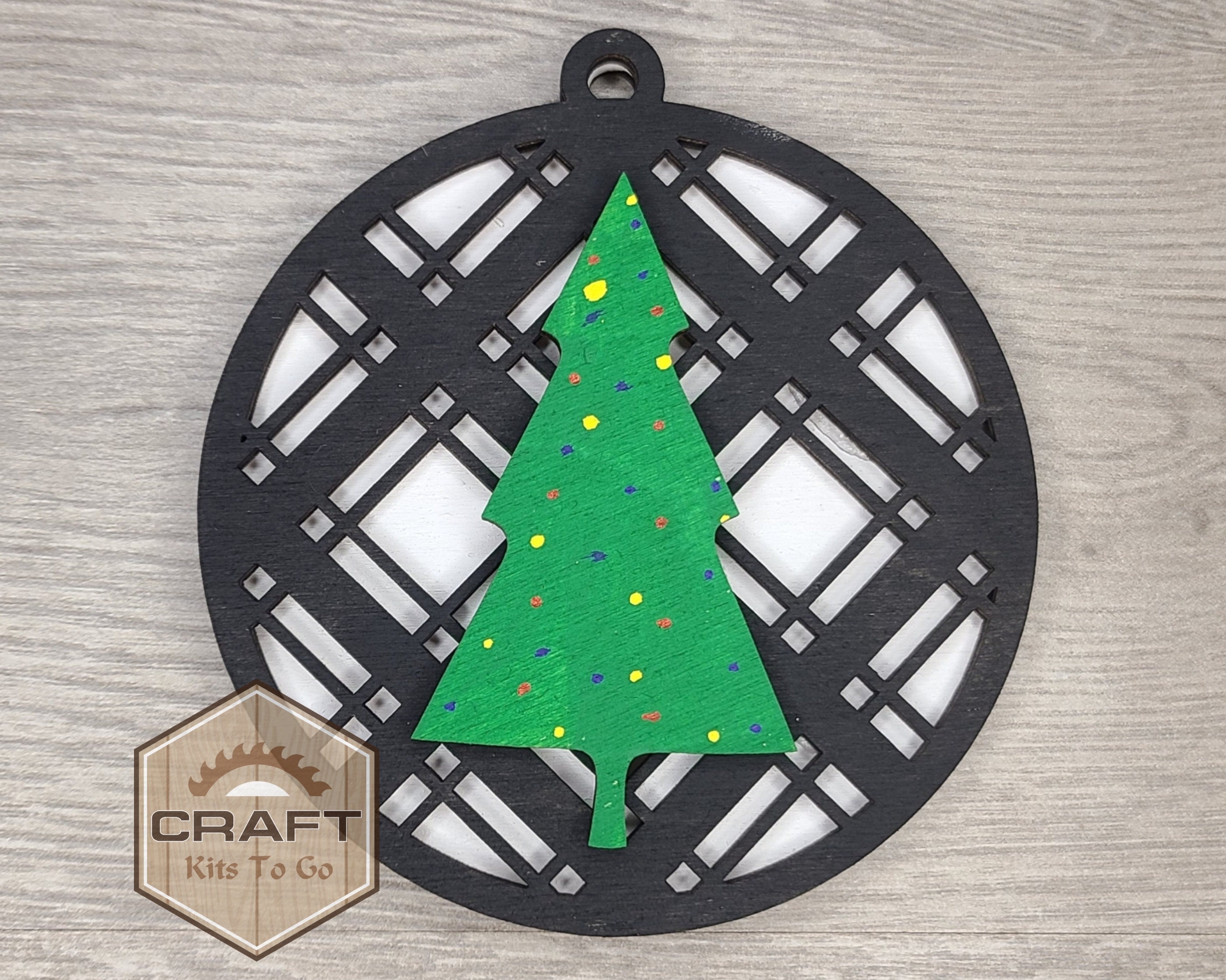 Winter crafting takes on a new dimension with the Plaid Decorative Wood  Burning Tool. Craft a charming Christmas Tree Pallet Sign and…