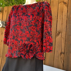 1980s Vintage Good Times midi dress size 9/10, True Vintage Black/Red Dress Made in USA.