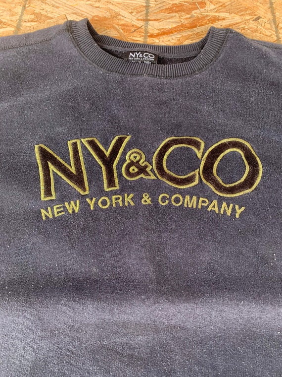 Vintage 90s NY&CO New York and Company Crewneck Sweatshirt Size Medium  Oversized. 