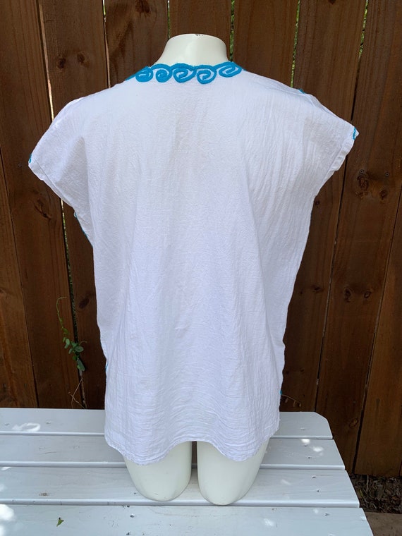 Vintage 90’s Mexican blouse size Large, boho embr… - image 4