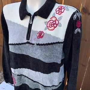 Vintage Alfred Dunner “Flowers” quarter zip sweater size Petit XL, Black/Pink/White soft sweater for ladies.