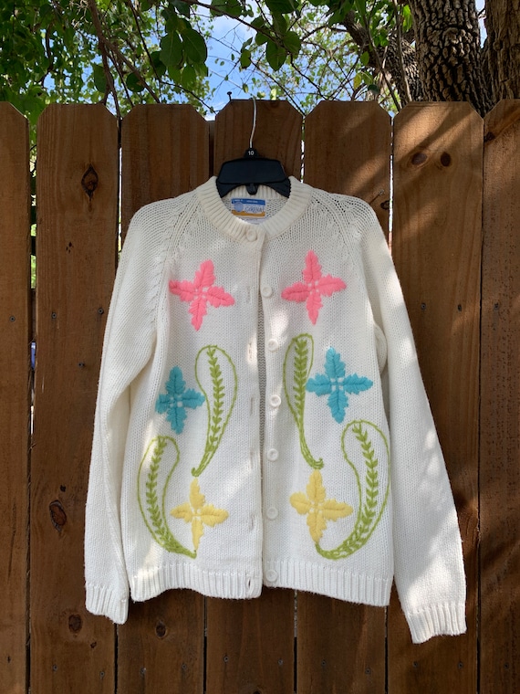 70s Vintage “Flowers” Carina Acrylic cardigan swea