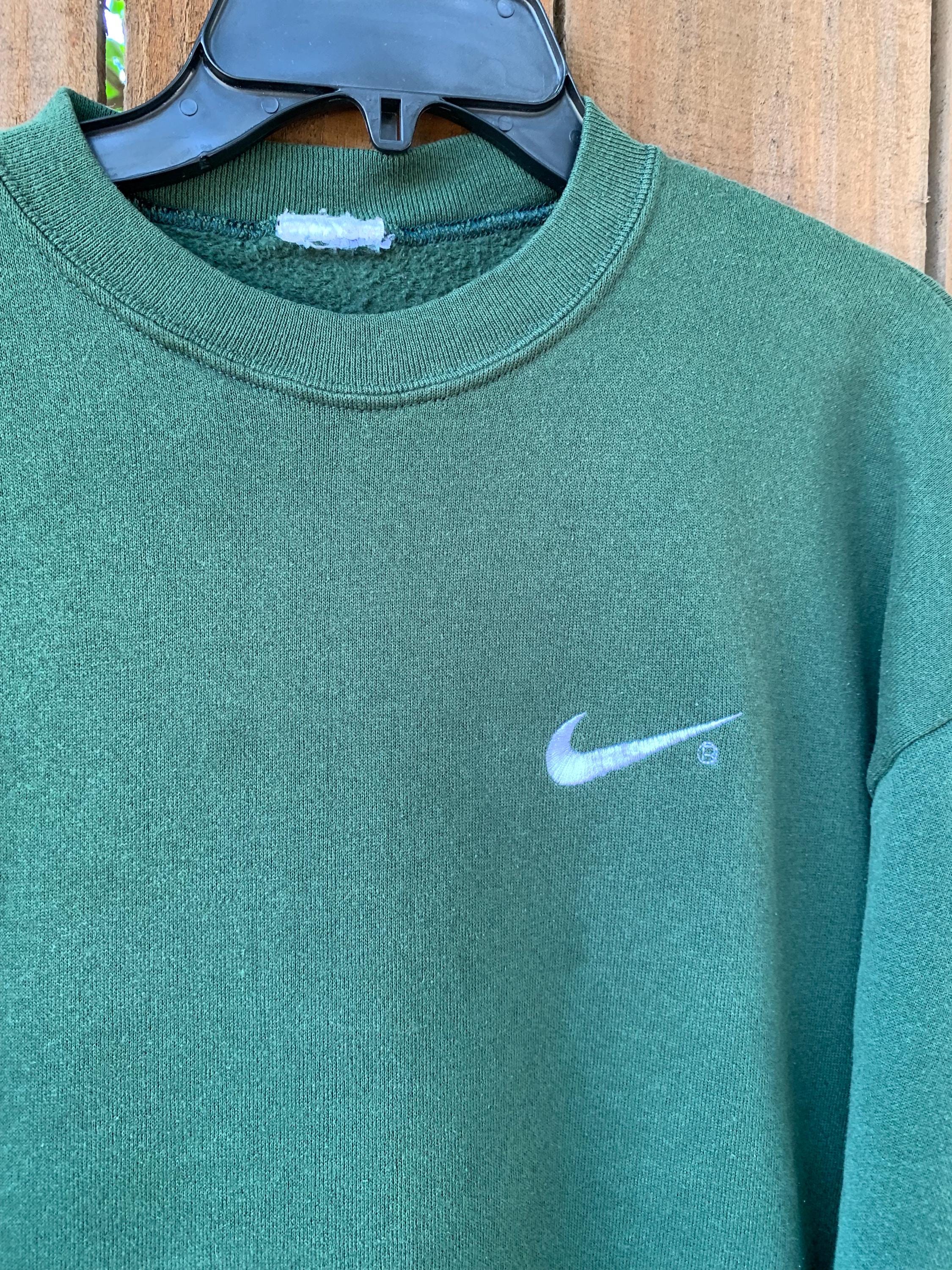 nike green crew neck