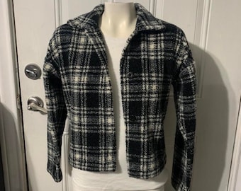 HOLLISTER ヴィンテージ クロップド フード付き パファー 冬用 暖かい 