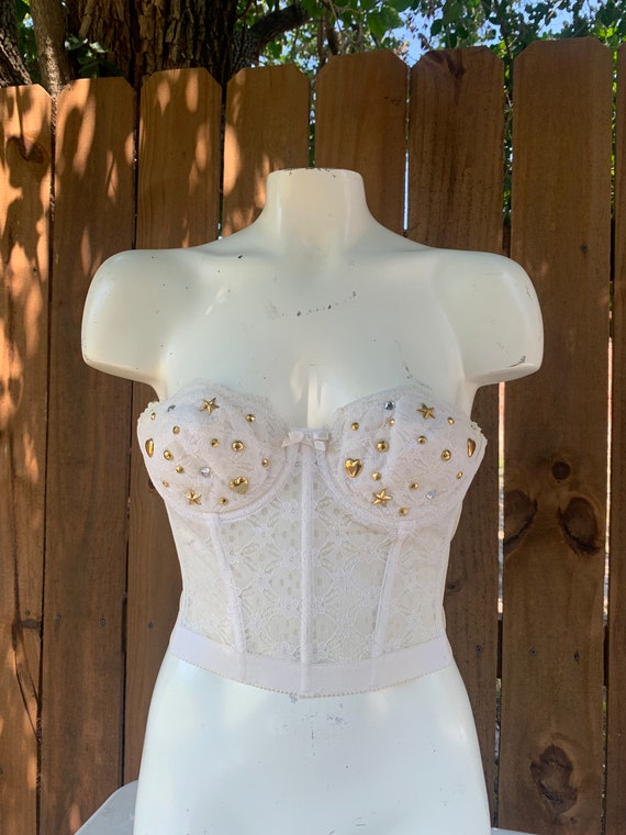 80s Vintage Gelmart Beige Lace Gold Embellished Corset Top Size 34B. 