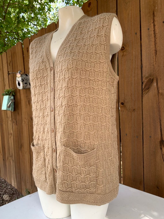 Vintage 90’s Tan button up sweater vest, Ladies V… - image 2