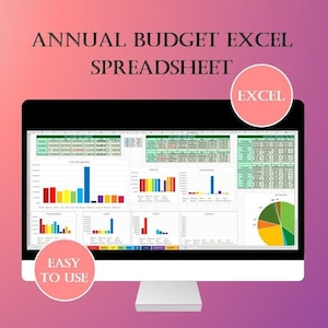 Może przedstawiać: Monitor komputera wyświetla arkusz kalkulacyjny Excel zatytułowany "ANNUAL BUDGET EXCEL SPREADSHEET". Ekran pokazuje kolorowe wykresy i tabele danych. Dymki tekstowe zawierają napisy "EXCEL" i "EASY TO USE".