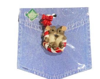 Charming Tails Mouse Candy Cane Christmas Lapel Pin