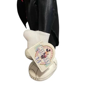 Muñeco de peluche de Mickey Mouse con esmoquin del 60 aniversario, 1988, con etiquetas. imagen 5