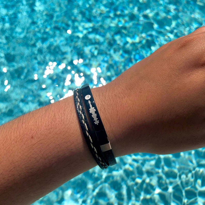 Leren armband met Spotify afbeelding 3