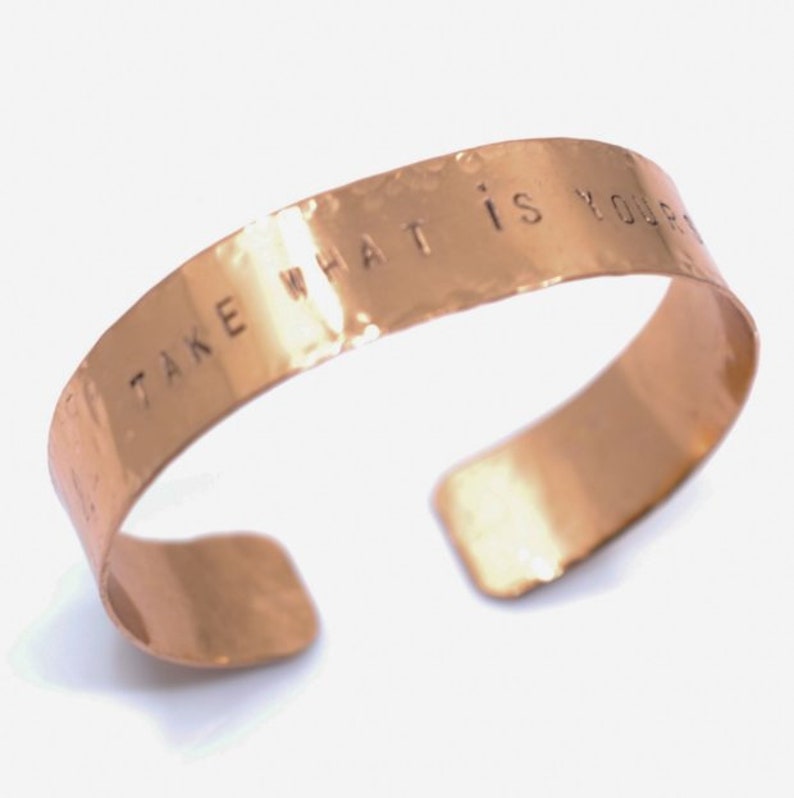Handgestempeltes KupferArmband Handgestempeltes Kupferarmband Unisex Armreif Wikinger Armband Manschette personalisiert. Bild 6