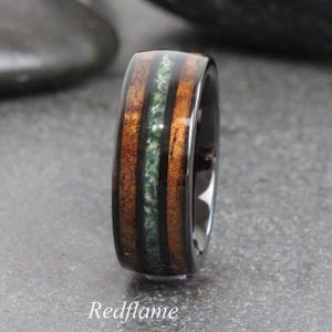 Alianza de boda de madera de koa y ágata musgosa, anillo verde, anillo de boda de tungsteno en oro rosa, negro, amarillo, plata y gris, anillo para hombre y mujer, pedido personalizado.