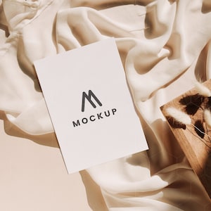 Invito a nozze rustico Mock Up, Mockup di biglietto d'auguri, Mockup di invito, Mockup di carta oggetto intelligente, Mockup di carta Boho, Mockup di carta bianca vuota