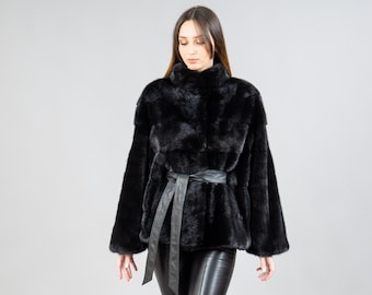 Echte Nerz Pelzjacke Mit Ledergürtel In Schwarzer Farbe