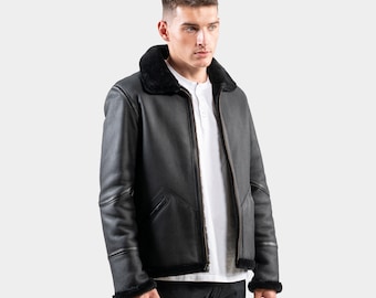 Reversible sheepskin jacket in black color