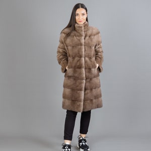 Convertible Brown Mink Fur Coat: 2-in-1 Style
