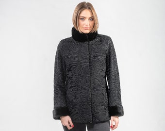 Zwart Astrakan-bontjack met nertsbontdetails