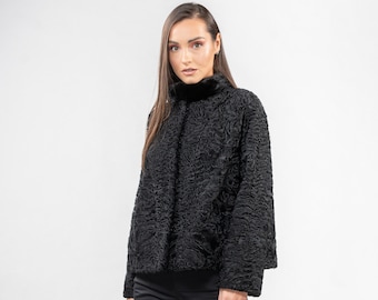 Zwart Astrakan-bontjack met nertsbontdetails