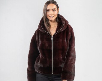 Veste en fourrure de vison véritable à capuche bordeaux