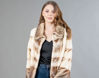 Veste en fourrure de vison véritable dans des tons beiges avec grand col