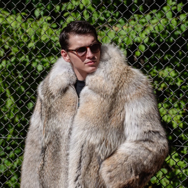 Men's Real Beige Coyote Fur Coat – Luxurious Warmth and Style