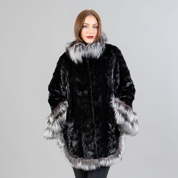 Black Mink Fur Jacket With Fox Fur Details - Etsy Denmark
