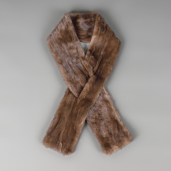 Luxurious Brown Mink Fur Scarf – Unisex Elegance