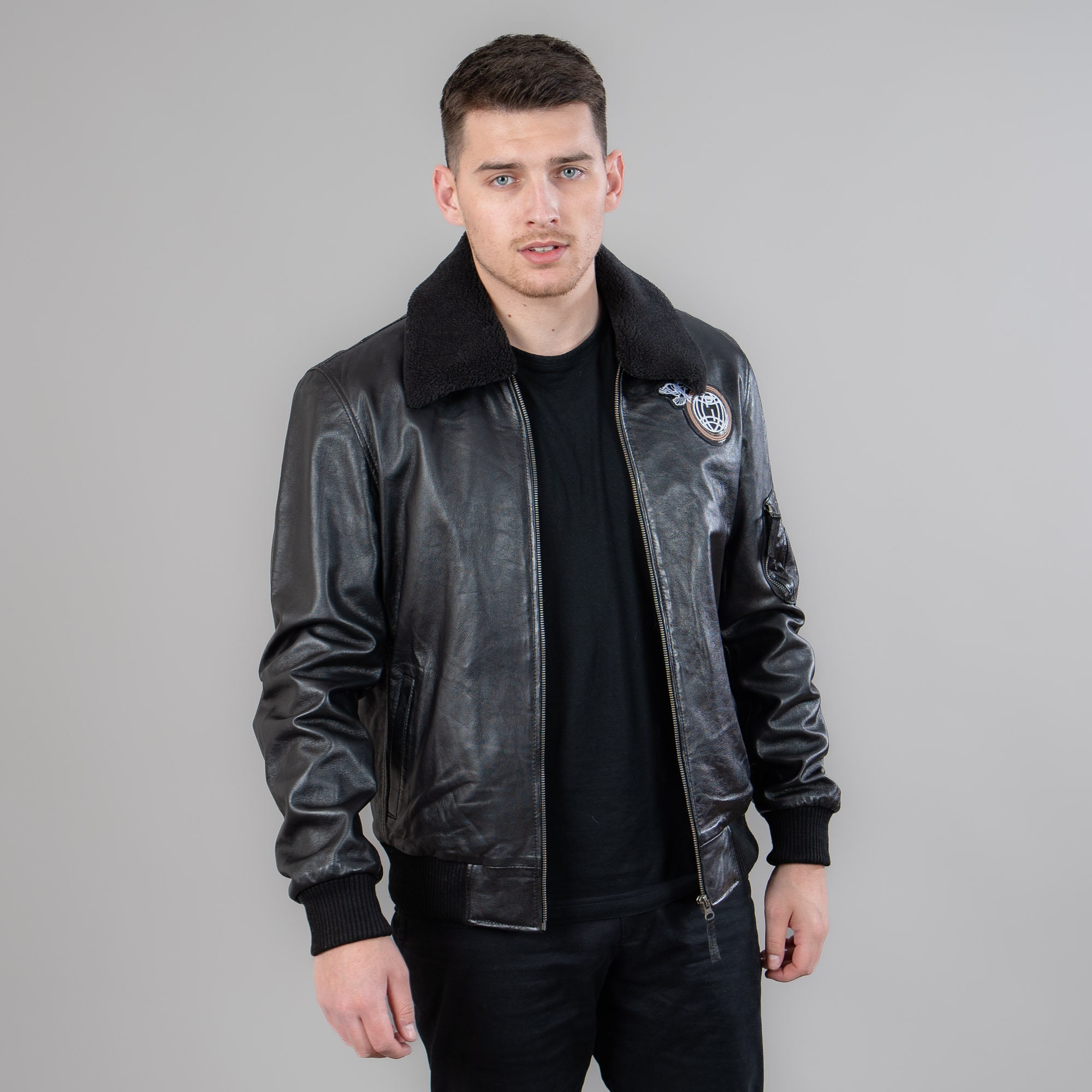 ジャケット・アウター DETACHABLE COLLAR TAILOREDJACKET BLACK Black Leather Zipped Jacket With a Detachable Fur Collar - Etsy