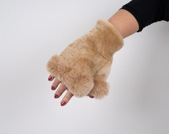 Handgefertigte Handschuhe aus Schaffell und Kaninchenfell - fingerlose, lange, hochwertige Verarbeitung, perfekt für alle Outfits
