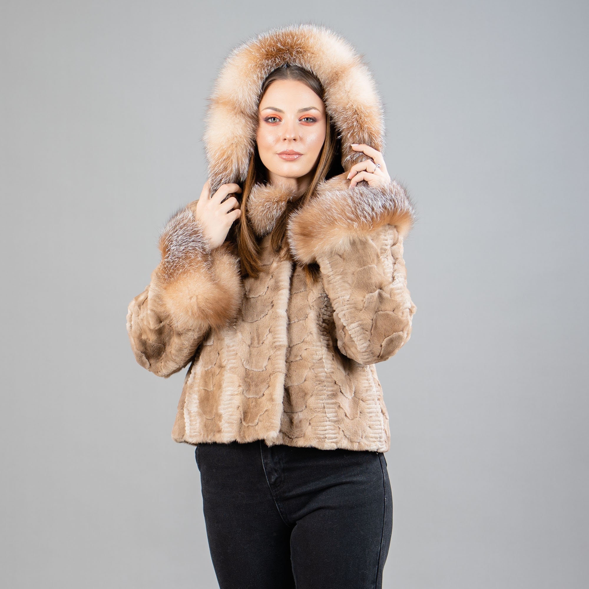 Beige Short Mink Fur Jacket With Fox Fur Details Women's Beige Short Mink Fur Jacket With Fox Fur Details Women's