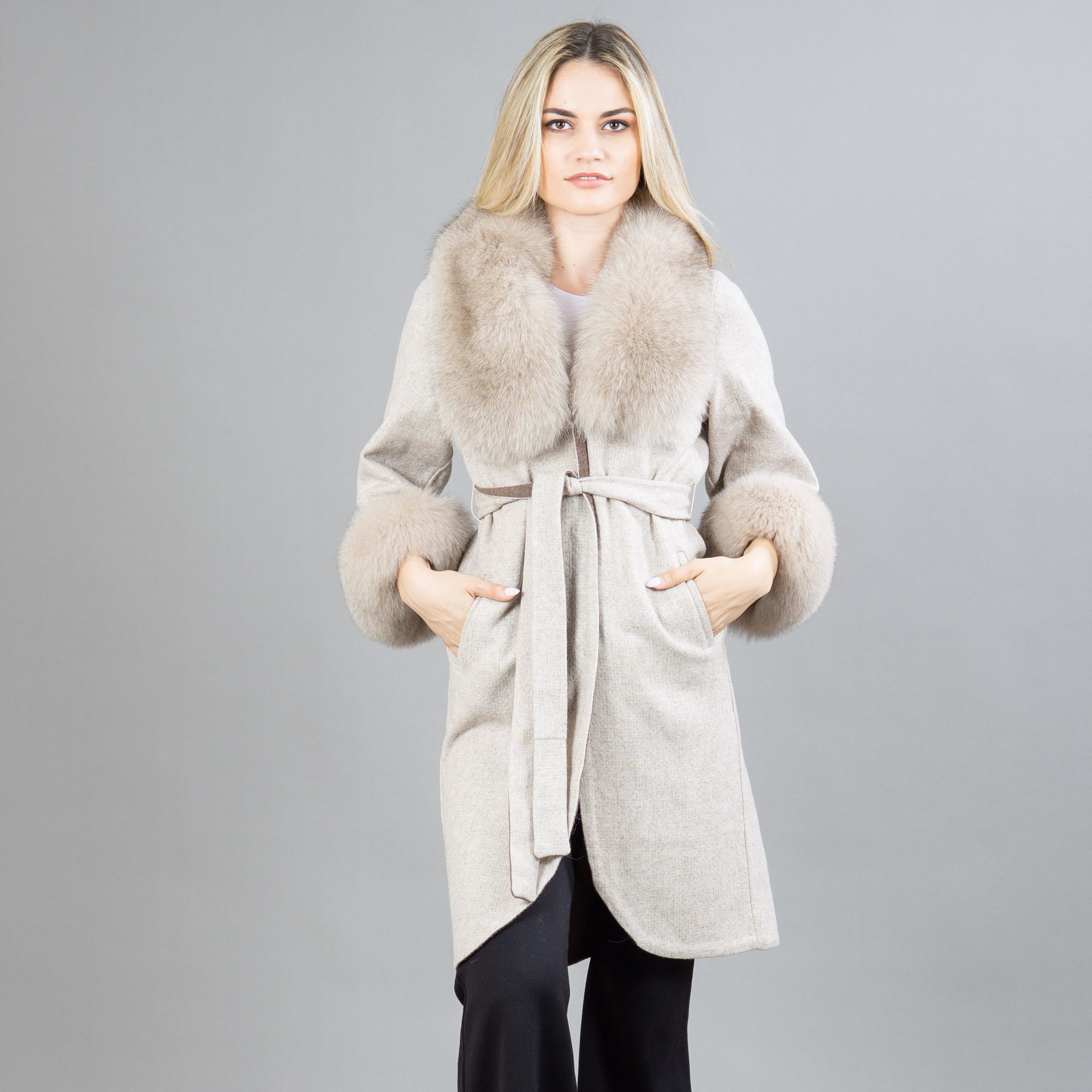 Manteau luxueux en alpaga avec fourrure de renard en beige Elegance intemporelle Etsy France